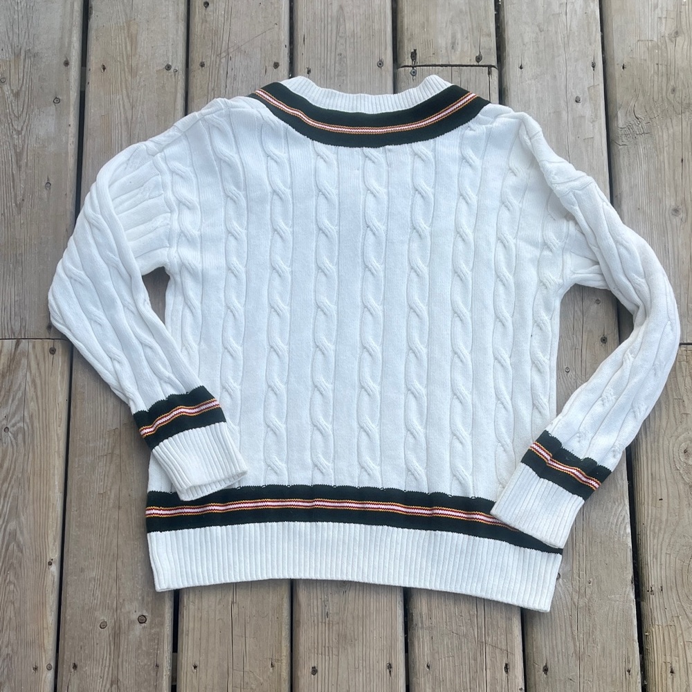 Roots Cable-Knit V-Neck Cricket Sweater with Green and Tan TrimSize Large - Picture 11 of 11